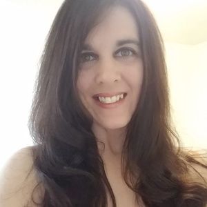 Meet your Posher, Naomi